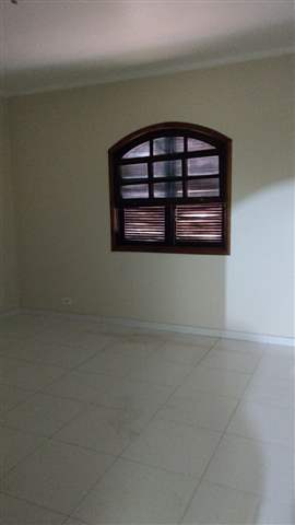 Sobrado à venda em Guarulhos (Jd Sta Mena - Picanço), 3 dormitórios, 1 suite, 3 banheiros, 2 vagas, 190 m2 de área útil, código 29-987 (10/16)