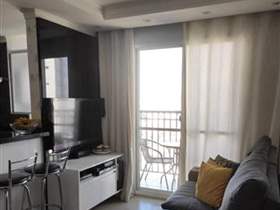 Apartamento à em em Guarulhos, 2 dorms, 1 wc, 1 vaga, 50 m2 úteis