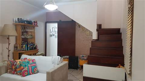 Sobrado à venda em Guarulhos (Pq Continental II), 3 dormitórios, 1 suite, 3 banheiros, 2 vagas, 202 m2 de área útil, código 29-997 (8/18)