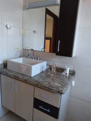 Sobrado à venda em Guarulhos (Pq Continental V), 2 dormitórios, 2 suites, 3 banheiros, 3 vagas, código 29-1086 (12/16)