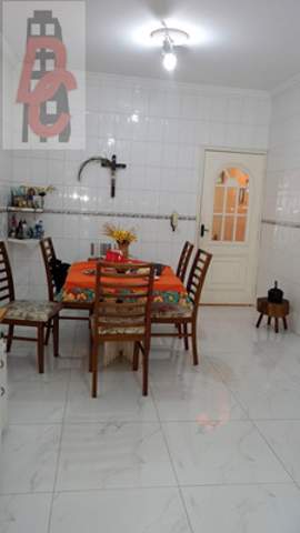 Sobrado à venda em Guarulhos (Pq Renato Maia), 3 dormitórios, 1 suite, 2 banheiros, 4 vagas, código 29-1100 (12/21)