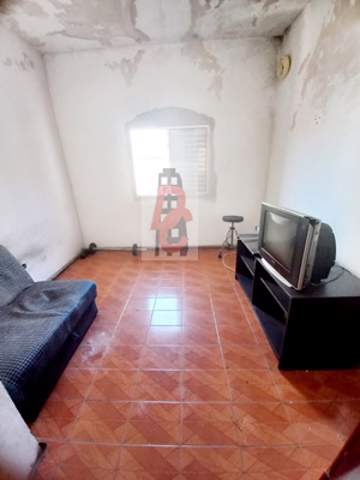 Assobradada à venda em Guarulhos (Jd Terezópolis - Picanço), 3 dormitórios, 1 suite, 2 banheiros, 14.345 m2 de área útil, código 29-1599 (7/17)