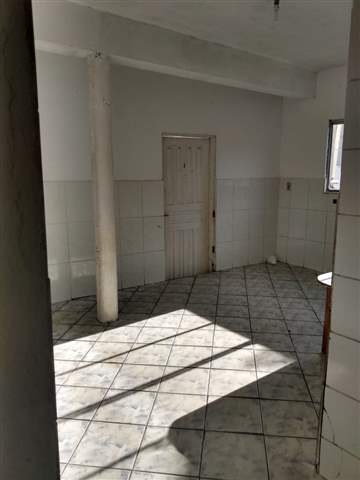 Sobrado à venda em Guarulhos (Jd Normandia - Pimentas), 3 banheiros, 2 vagas, 250 m2 de área total, código 36-658 (8/23)