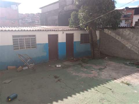 Sobrado à venda em Guarulhos (Jd Normandia - Pimentas), 3 banheiros, 2 vagas, 250 m2 de área total, código 36-658 (12/23)