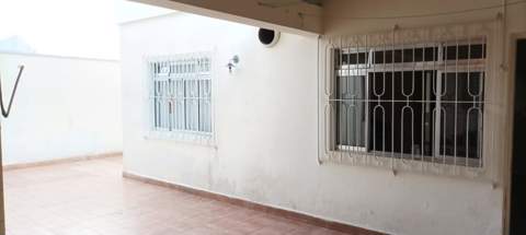 Sobrado à venda em Guarulhos (Jd São Francisco - V Barros), 5 dormitórios, 3 suites, 3 banheiros, 6 vagas, 250 m2 de área total, código 36-749 (31/50)