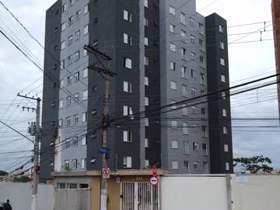 Apartamento à em em Guarulhos, 2 dorms, 1 wc, 1 vaga