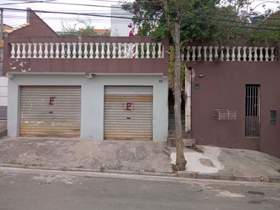 Casa à em em Guarulhos, 2 dorms, 1 wc, 2 vagas