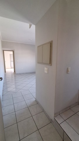Corredor de entrada (4/15)