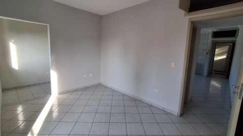 Quarto com área para escritório (9/15)