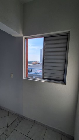 Janela quarto (6/16)