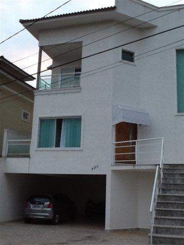 Sobrado à venda em Arujá (Arujá 5), 4 dormitórios, 2 suites, 4 banheiros, 4 vagas, 250 m2 de área útil, código 29-242 (1/7)