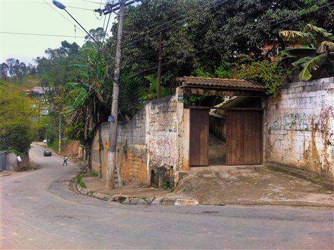 Casa à venda em Guarulhos (Recreio São Jorge), 2 dormitórios, 2 banheiros, 7 vagas, 2.000 m2 de área total, código 29-680 (1/10)