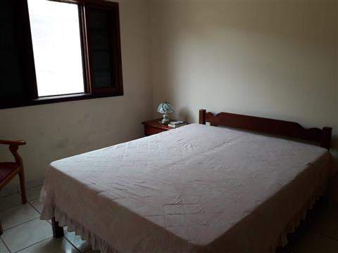Casa à venda em Itanhaém (V Loti), 3 dormitórios, 1 suite, 2 banheiros, 5 vagas, 320 m2 de área útil, código 29-940 (7/19)