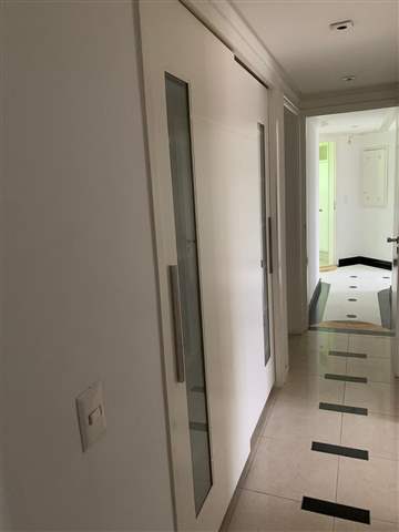 Apartamento para alugar em Guarulhos (Cid Maia), 4 dormitórios, 3 suites, 4 banheiros, 4 vagas, 250 m2 de área útil, código 29-980 (8/22)