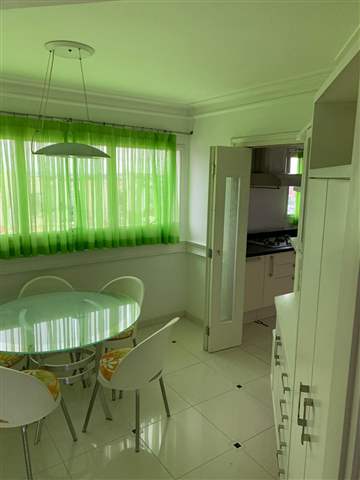 Apartamento para alugar em Guarulhos (Cid Maia), 4 dormitórios, 3 suites, 4 banheiros, 4 vagas, 250 m2 de área útil, código 29-980 (12/22)
