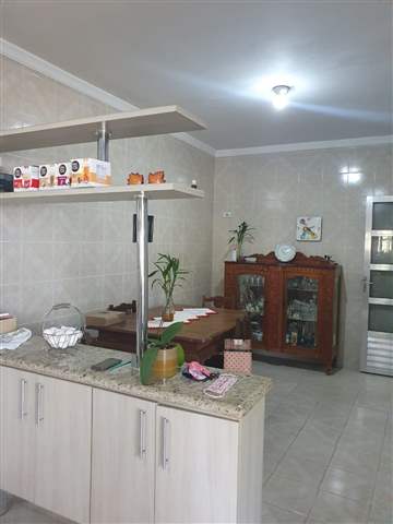 Sobrado à venda em Guarulhos (Jd Moreira - Picanço), 3 dormitórios, 1 suite, 4 banheiros, 4 vagas, 220 m2 de área útil, código 29-982 (5/17)