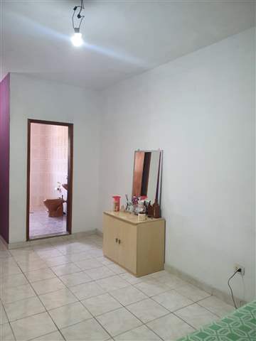 Sobrado à venda em Guarulhos (Jd Moreira - Picanço), 3 dormitórios, 1 suite, 4 banheiros, 4 vagas, 220 m2 de área útil, código 29-982 (17/17)