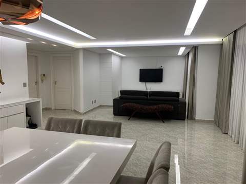 Apartamento à venda em Guarulhos (Centro), 4 dormitórios, 3 suites, 5 banheiros, 4 vagas, 200 m2 de área útil, código 29-1033 (9/30)