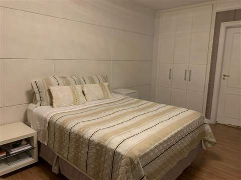 Apartamento à venda em Guarulhos (Centro), 4 dormitórios, 3 suites, 5 banheiros, 4 vagas, 200 m2 de área útil, código 29-1033 (13/30)