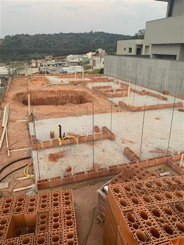 Casa à venda em Bragança Paulista (Bragança Paulista), 3 dormitórios, 3 suites, 4 banheiros, 4 vagas, 215 m2 de área útil, código 29-1038 (8/13)