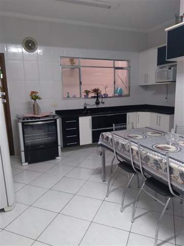 Sobrado à venda em Guarulhos (Pq Continental V), 2 dormitórios, 2 suites, 3 banheiros, 3 vagas, código 29-1086 (5/16)