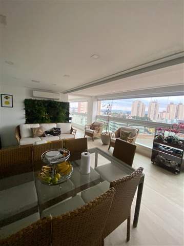 Apartamento à venda em Guarulhos (Jd Maia), 3 dormitórios, 3 suites, 4 banheiros, 3 vagas, 165 m2 de área total, código 29-1114 (10/26)