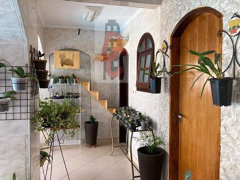 Casa à venda em Guarulhos (V Milton - V Galvão), 3 dormitórios, 1 suite, 2 banheiros, 6 vagas, código 29-1215 (6/28)