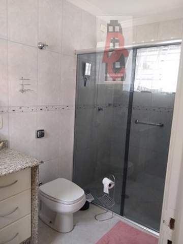 Casa à venda em Guarulhos (V Milton - V Galvão), 3 dormitórios, 1 suite, 2 banheiros, 6 vagas, código 29-1215 (12/28)