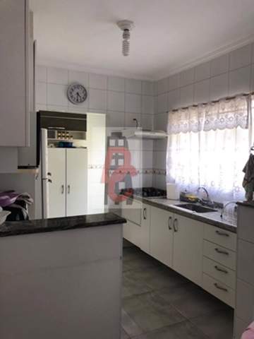 Casa à venda em Guarulhos (Gopouva), 3 dormitórios, 2 suites, 2 banheiros, 3 vagas, 200 m2 de área total, código 29-1230 (3/22)