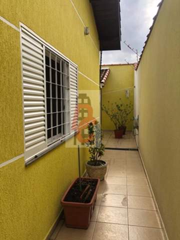Casa à venda em Guarulhos (Gopouva), 3 dormitórios, 2 suites, 2 banheiros, 3 vagas, 200 m2 de área total, código 29-1230 (20/22)
