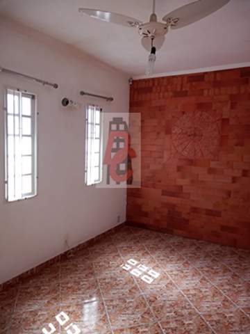 Casa à venda em Mongaguá (Mongaguá), 2 dormitórios, 1 suite, 2 banheiros, 1 vaga, código 29-1569 (9/26)