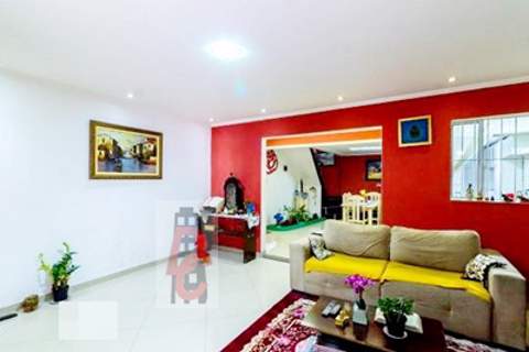 Casa à venda em Guarulhos (Jd Terezópolis - Picanço), 3 dormitórios, 2 banheiros, 6 vagas, 180 m2 de área útil, código 29-1658 (1/46)