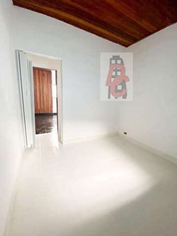 Casa à venda em Guarulhos (Jd Ema - Picanço), 2 dormitórios, 1 banheiro, 1 vaga, 200 m2 de área útil, código 29-1717 (9/25)