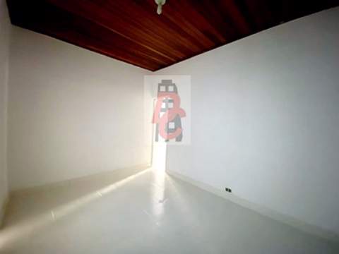 Casa à venda em Guarulhos (Jd Ema - Picanço), 2 dormitórios, 1 banheiro, 1 vaga, 200 m2 de área útil, código 29-1717 (13/25)