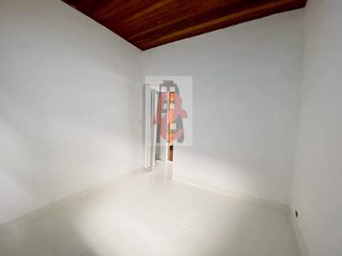 Casa para alugar em Guarulhos (Jd Ema - Picanço), 2 dormitórios, 1 banheiro, 1 vaga, 200 m2 de área útil, código 29-1773 (12/24)