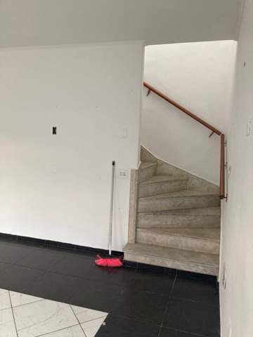 Loja em Guarulhos (Jd Aida - Torres Tibagy), 6 dormitórios, 3 banheiros, 3 vagas, 200 m2 de área útil, código 29-1887 (2/11)