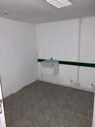 Sala em Guarulhos (V Miriam - Centro), 6 dormitórios, 2 banheiros, 69 m2 de área útil, código 29-1888 (3/18)