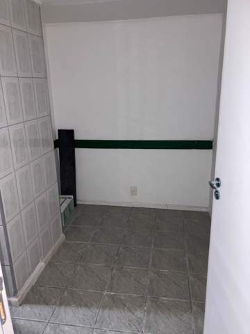 Sala em Guarulhos (V Miriam - Centro), 6 dormitórios, 2 banheiros, 69 m2 de área útil, código 29-1888 (6/18)