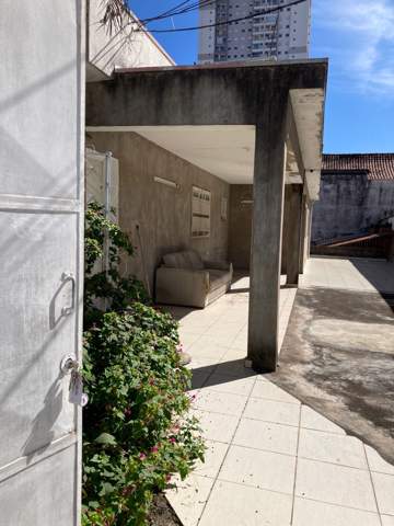 Casa para alugar em Guarulhos (V Galvão), 3 dormitórios, 1 suite, 4 banheiros, 8 vagas, 200 m2 de área útil, código 29-1908 (3/11)