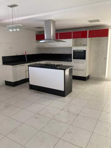 Casa para alugar em Guarulhos (V Galvão), 3 dormitórios, 1 suite, 4 banheiros, 8 vagas, 200 m2 de área útil, código 29-1908 (10/11)