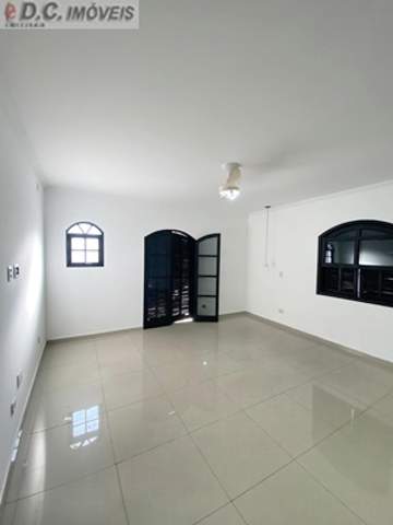 Sobrado à venda em Guarulhos (Jd Eusonia - Tranquilidade), 3 dormitórios, 2 banheiros, 2 vagas, 188 m2 de área útil, código 29-1937 (16/19)