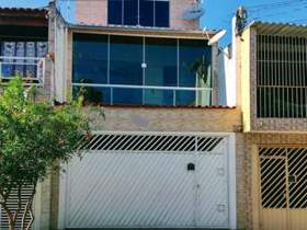 Sobrado à venda em Guarulhos, 3 dorms, 1 suíte, 3 wcs, 2 vagas, 130 m2 (total)