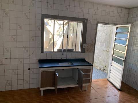 Sobrado à venda em Guarulhos (Jd Guilhermino - Pimentas), 7 dormitórios, 3 banheiros, 5 vagas, código 36-764 (5/11)