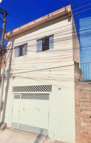 Sobrado à venda em Guarulhos (Cid Tupinambá - Pimentas), 3 dormitórios, 2 banheiros, 1 vaga, código 36-783 (1/8)