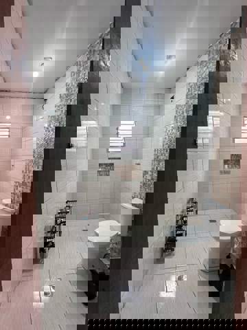 Sobrado à venda em Guarulhos (Jd Normandia - Pimentas), 3 dormitórios, 1 suite, 3 banheiros, 1 vaga, 250 m2 de área útil, código 36-812 (3/12)