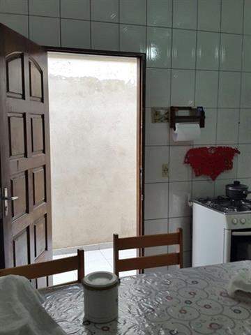 Casa à venda em Guarulhos (V Carmela II - Bonsucesso), 2 dormitórios, 1 suite, 2 banheiros, 2 vagas, 80 m2 de área útil, código 181-1156 (16/17)