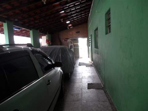 Sobrado à venda em Guarulhos (V Nova Bonsucesso), 2 dormitórios, 1 suite, 4 banheiros, 5 vagas, 250 m2 de área útil, código 181-1392 (4/28)
