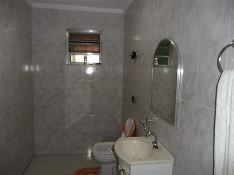Sobrado à venda em Guarulhos (V Nova Bonsucesso), 2 dormitórios, 1 suite, 4 banheiros, 5 vagas, 250 m2 de área útil, código 181-1392 (18/28)