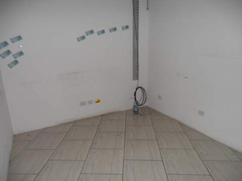 Salão para alugar em Guarulhos (Pq Jurema - Pimentas), 3 banheiros, 4 vagas, 180 m2 de área útil, código 181-1691 (20/30)
