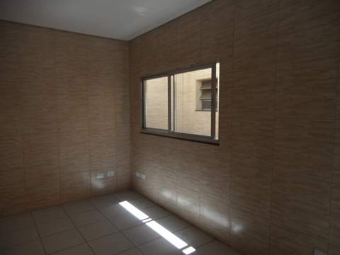 Galpão para alugar em Guarulhos (V Nova Bonsucesso), 2 banheiros, 1 vaga, 100 m2 de área útil, código 181-1716 (15/16)
